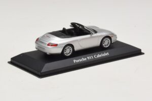 Porsche 911 996 Kabrioletas Sidabrinis Maxichamps 1:43 940061031 Metalas - nuotrauka 2 iš 5