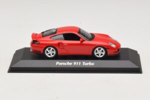 Porsche 911 996 Turbo Raudonas Maxichamps 1:43 940069300 Metalas