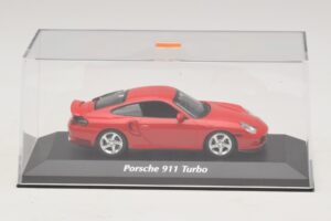 Porsche 911 996 Turbo Raudonas Maxichamps 1:43 940069300 Metalas - nuotrauka 4 iš 5