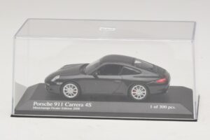 Porsche 911 997 Carrera 4S Pilka Metalik Minichamps 1:43 403066430 Metalas - nuotrauka 4 iš 5