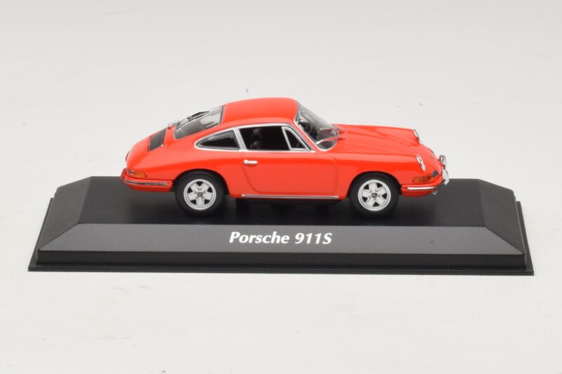 Porsche 911S Oranžinis Maxichamps 1:43 940067120 Metalas