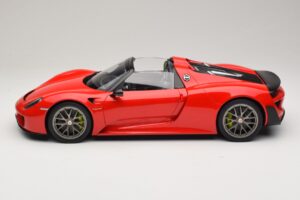 Porsche 918 Spyder Weissach Package Guards Red AUTOart 1:12 12122 Metalas - nuotrauka 4 iš 8