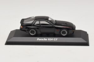 Porsche 924 GT Juodas Maxichamps 1:43 940066124 Metalas