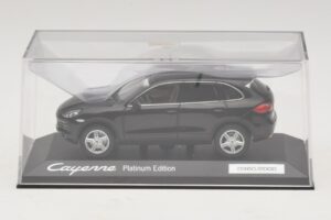 Porsche Cayenne 9PA Platinos Leidimas Juodas Minichamps 1:43 WAP0200160E Metalas - nuotrauka 4 iš 5