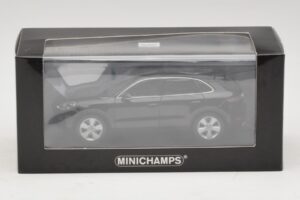 Porsche Cayenne Juoda Metalik Minichamps 1:43 410066301 Metalas - nuotrauka 5 iš 5