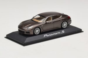 Porsche Panamera 970 S Ruda Metalik Minichamps 1:43 WAP0203400E Metalas - nuotrauka 2 iš 5