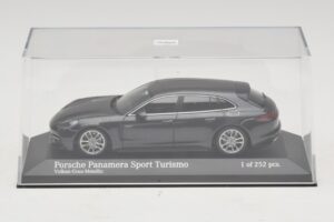 Porsche Panamera 971 4 E-Hybrid Sport Turismo Pilkas Minichamps 1:43 410066112 Metalas - nuotrauka 4 iš 5