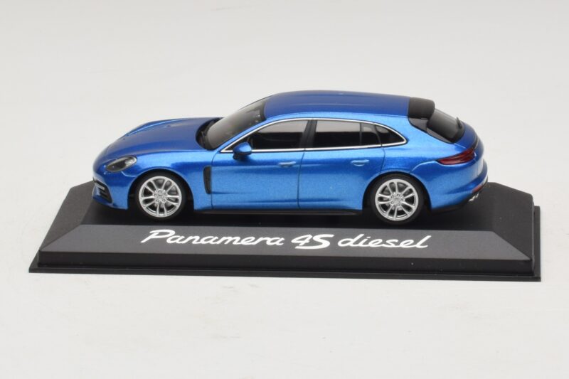 Porsche Panamera 971 4S Diesel Mėlyna Metalik Minichamps 1:43 Porsche Panamera 971 4S Diesel Mėlyna Metalik Minichamps 1:43 WAP0207600H Metalas