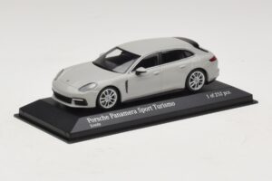Porsche Panamera 971 Sport Turismo 4E-Hybrid Pilkas Minichamps 1:43 410066114 Metalas - nuotrauka 2 iš 5