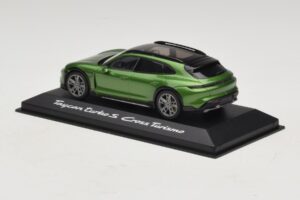 Porsche Taycan Turbo S Cross Turismo Žalias Minichamps 1:43 WAP0207830M003 Metalas - nuotrauka 3 iš 5