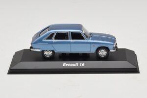 Renault 16 Šviesiai Mėlyna Metalik Maxichamps 1:43 940113100 Metalas
