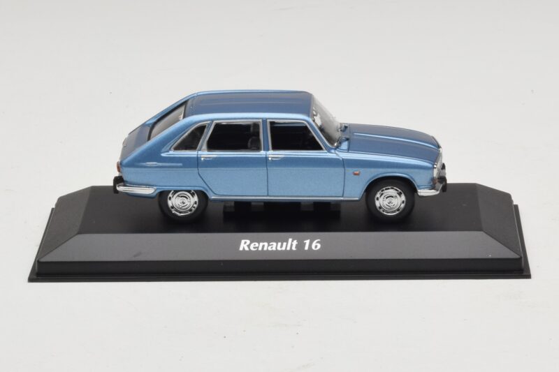 Renault 16 Šviesiai Mėlyna Metalik Maxichamps 1:43 940113100 Metalas