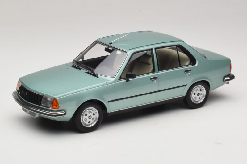 Renault 18 Šviesiai Žalia MCG 1:18 MCG18596 Metalas