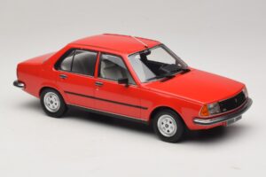 Renault 18 Raudonas MCG 1:18 MCG18595 Metalas - nuotrauka 4 iš 6