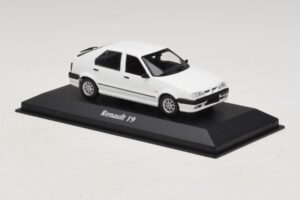 Renault 19 Baltas Maxichamps 1:43 940113700 Metalas - nuotrauka 3 iš 5