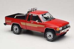 Toyota Hilux N50 Xtra Cab 4x4 Raudonas KK-Scale 1:18 KKDC181562 Metalas - nuotrauka 4 iš 6