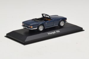 Triumph TR6 Tamsiai Mėlyna Maxichamps 1:43 940132570 Metalas - nuotrauka 2 iš 5