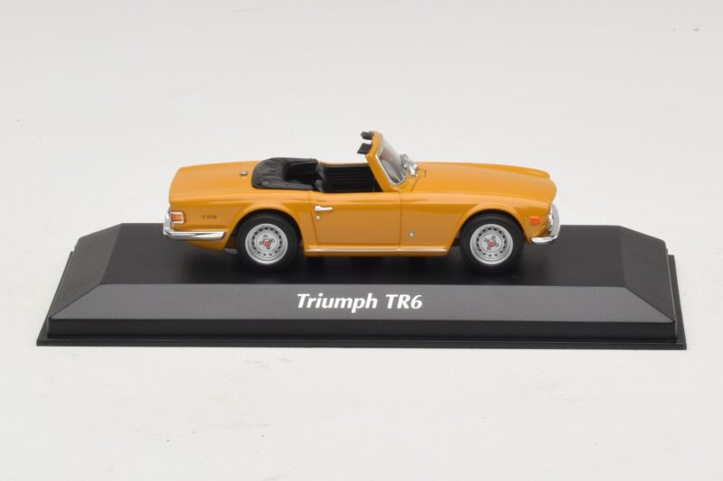 Triumph TR6 Oranžinis Maxichamps 1:43 940132571 Metalas