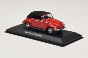 Volkswagen 1302 Kabrioletas Raudonas Maxichamps 1:43 940055031 Metalas - nuotrauka 3 iš 5