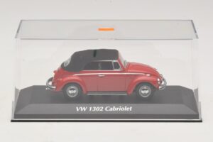 Volkswagen 1302 Kabrioletas Raudonas Maxichamps 1:43 940055031 Metalas - nuotrauka 4 iš 5
