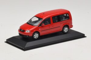 Volkswagen Caddy 2K Bus Raudonas Minichamps 1:43 CADDY009 Metalas - nuotrauka 2 iš 5