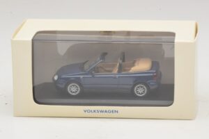 Volkswagen Golf Mk4 Kabrioletas Mėlynas Atstovo Leidimas Minichamps 1:43 GOLF005 Metalas - nuotrauka 5 iš 5