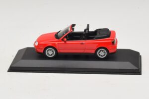 Volkswagen Golf Mk4 Kabrioletas Raudonas Atstovo Leidimas Minichamps 1:43 GOLF006 Metalas