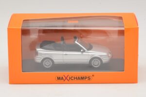 Volkswagen Golf Mk4 Kabrioletas Sidabrinis Maxichamps 1:43 940058331 Metalas - nuotrauka 5 iš 5