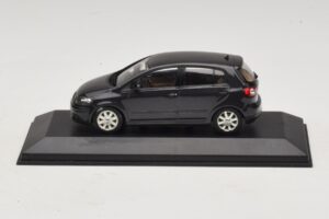 Volkswagen Golf Plus Mk5 Juodas Minichamps 1:43 GOLF007 Metalas