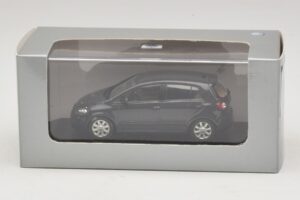 Volkswagen Golf Plus Mk5 Juodas Minichamps 1:43 GOLF007 Metalas - nuotrauka 5 iš 5
