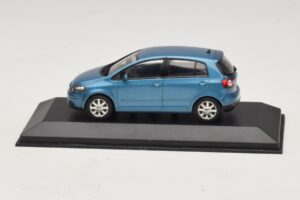 Volkswagen Golf Plus Mk5 Mėlyna Metalik Pakaitinė Dėžė Minichamps 1:43 GOLF02-R1 Metalas