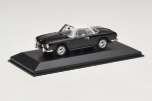 Volkswagen Karmann Ghia Juodas su baltu stogu Minichamps 1:43 430050224 Metalas - nuotrauka 2 iš 5