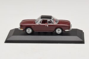 Volkswagen Karmann Ghia Raudonas Su Juodu Stogu Minichamps 1:43 GHIA002 Metalas