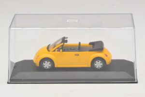 Volkswagen New Beetle Kabrioletas Geltonas Minichamps 1:43 BEETLE002 Metalas - nuotrauka 4 iš 5