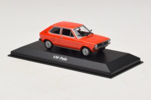 Volkswagen Polo Mk1 Raudonas Maxichamps 1:43 940050500 Metalas - nuotrauka 3 iš 5