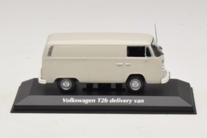 Volkswagen T2b Pristatymo Furgonas Pilkas Maxichamps 1:43 940053060 Metalas