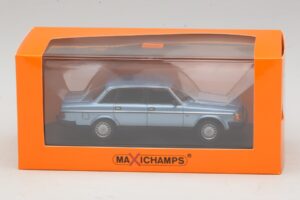 Volvo 240 GL Blue Metallic Maxichamps 1:43 940171400 Metalas - nuotrauka 5 iš 5