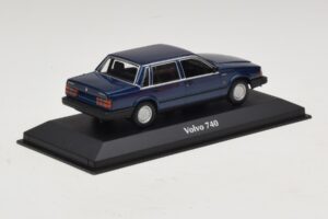 Volvo 740 Dark Blue Metallic Maxichamps 1:43 940171701 Metalas - nuotrauka 2 iš 5