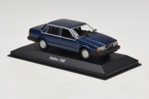 Volvo 740 Dark Blue Metallic Maxichamps 1:43 940171701 Metalas - nuotrauka 3 iš 5