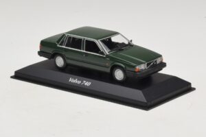 Volvo 740 Tamsiai Žalias Maxichamps 1:43 940171700 Metalas - nuotrauka 3 iš 5